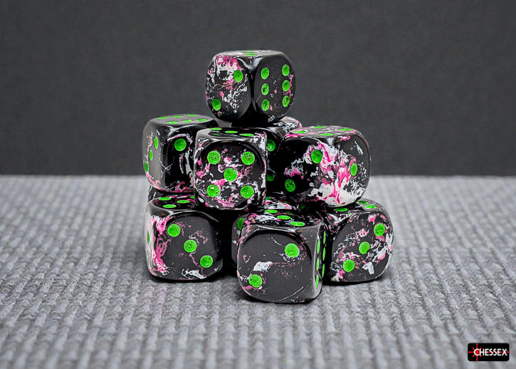 Brush Paintball/green 16mm d6 Dice Block (12 dice) | Grognard Games