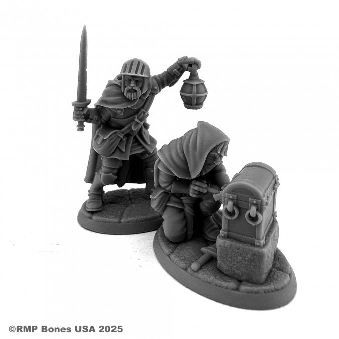Reaper Bones 07209 Teamwork Fighter Rogue Vignette | Grognard Games