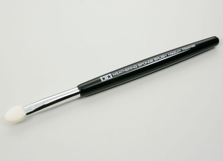 Tamiya Weathering Sponge Brush Medium tip | Grognard Games