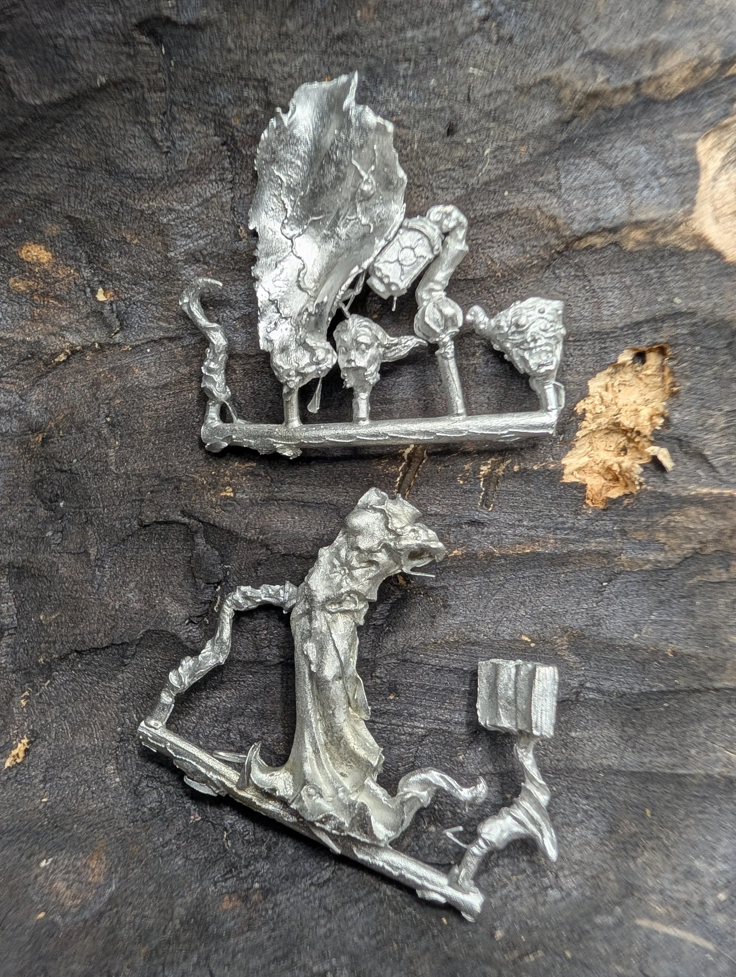 Darius & Zelia, The Entwined: Multipart Metal Miniature Kit | Grognard Games