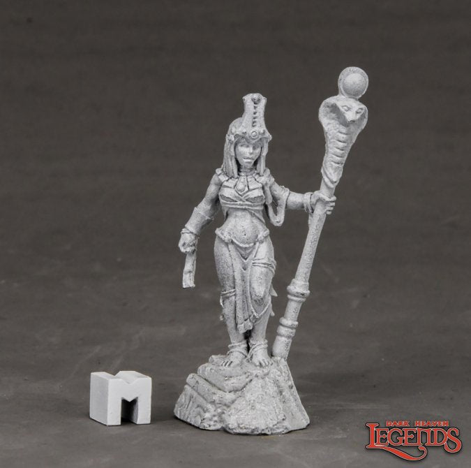 Dark Heaven Legends 03854 Female Mummy Queen | Grognard Games