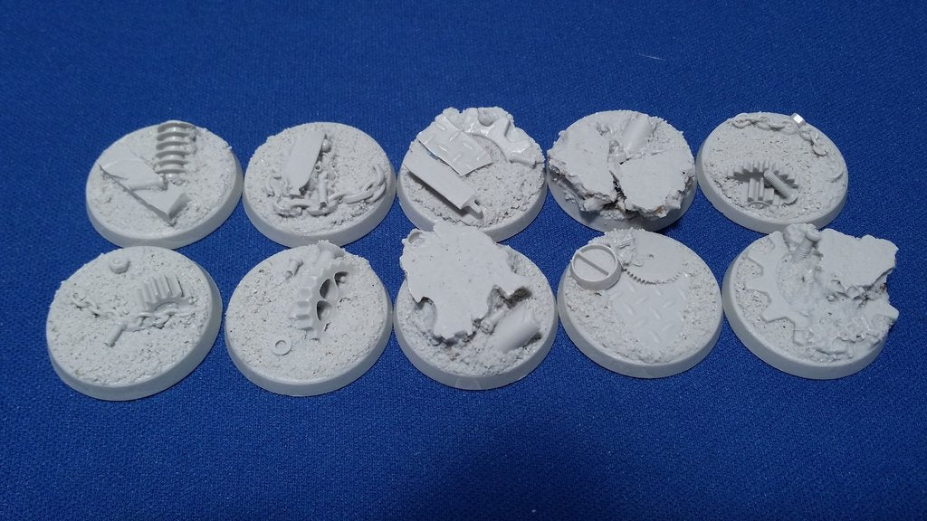 Elrik's Hobbies: Industrial Ruins Base 10 Round 25mm | Grognard Games