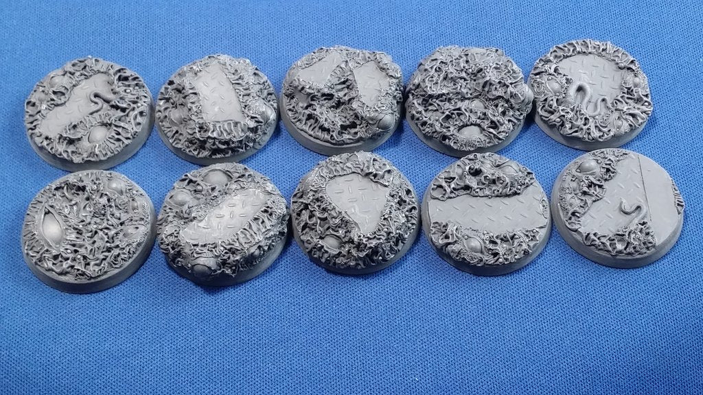 Elrik's Hobbies: Corrupted Outpost Base Round 32mm | Grognard Games
