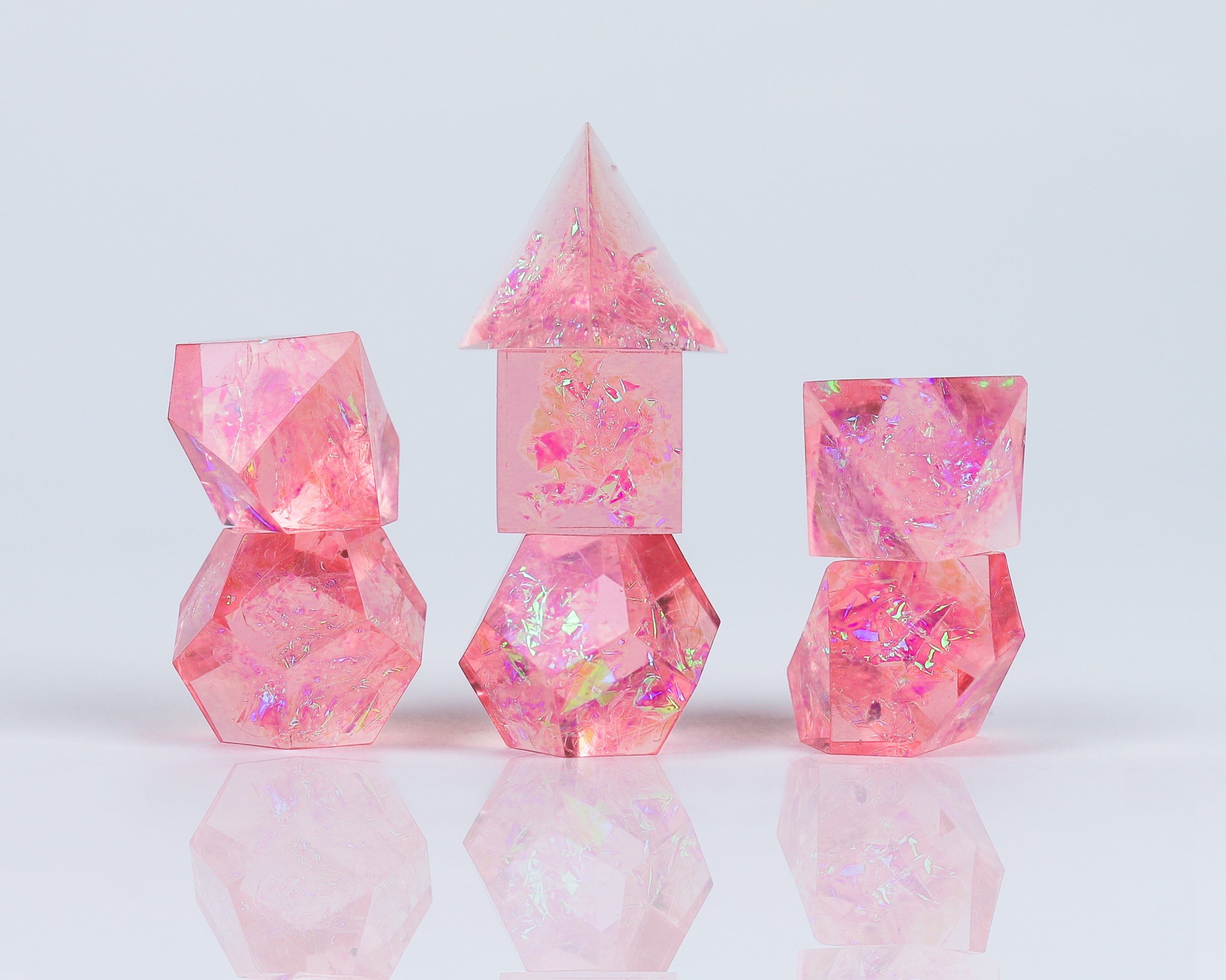 Sirius Pink Cloak & Dagger 7 Dice-set | Grognard Games