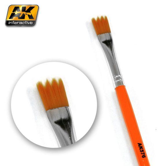 AK interactive Weathering Brush Saw Shape | Grognard Games