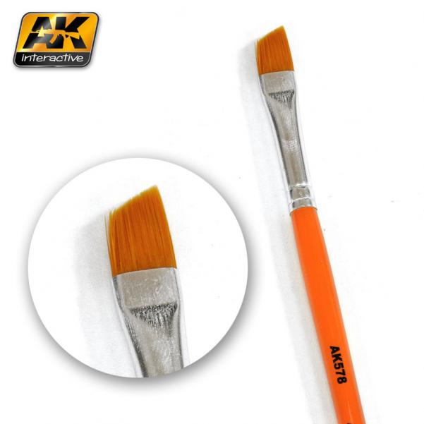 AK interactive Weathering Brush Diagonal | Grognard Games